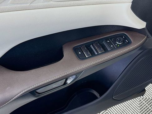 Certified 2024 Lexus RX 350 FWD w/ Convenience Package image 18