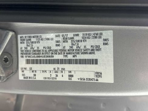 Used 2017 Ford Escape Titanium FWD image 31