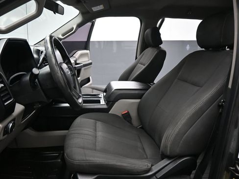 Used 2018 Ford F150 XL w/ Equipment Group 101A Mid image 9