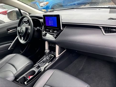 Certified 2025 Toyota Corolla Cross XLE AWD/4WD image 14