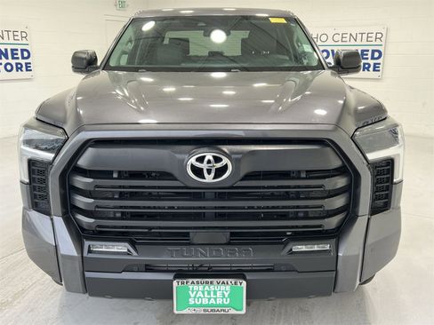 Used 2022 Toyota Tundra SR5 w/ SR5 Premium Package image 3
