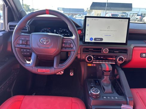 Used 2025 Toyota Tacoma TRD Pro image 10