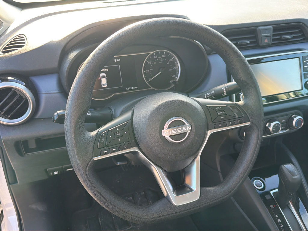 Used 2025 Nissan Versa SV FWD image 15