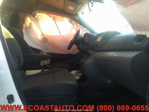 Used 2018 Nissan NV200 SV w/ Navigation Package image 6