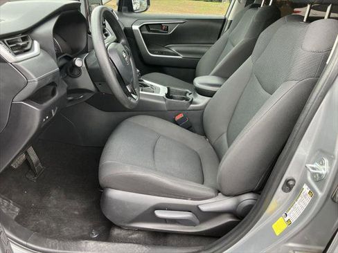 Certified 2021 Toyota RAV4 LE image 12