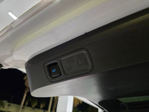 Used 2024 Ford Expedition Max XLT RWD image 48