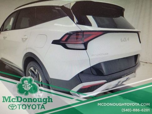 Used 2023 Kia Sportage SX FWD image 9