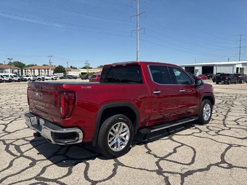 Used 2021 GMC Sierra 1500 SLT AWD/4WD image 4