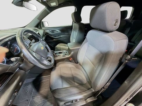 Used 2023 Chevrolet Traverse LT w/ LPO, Floor Liner Package AWD/4WD image 18