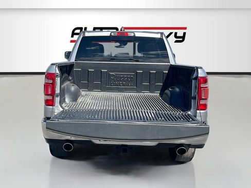 Used 2022 RAM 1500 Laramie AWD/4WD image 25