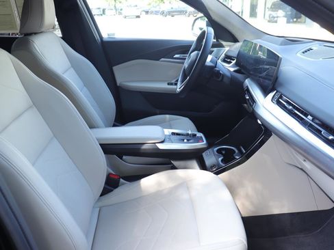 Used 2025 BMW X2 xDrive28i w/ Premium Package AWD/4WD image 19