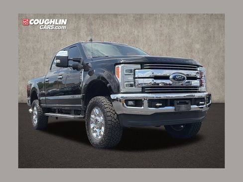 Used 2019 Ford F250 Lariat w/ Lariat Ultimate Package AWD/4WD image 1