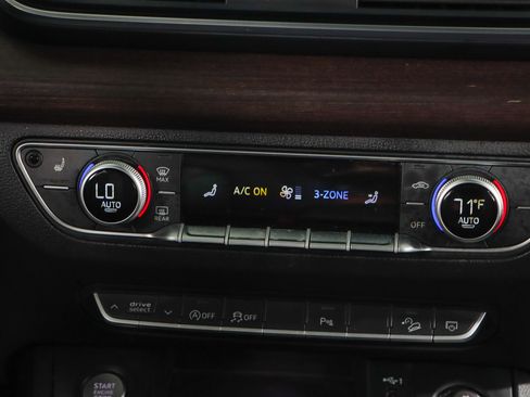 Used 2023 Audi Q5 2.0T Premium w/ Convenience Package image 19