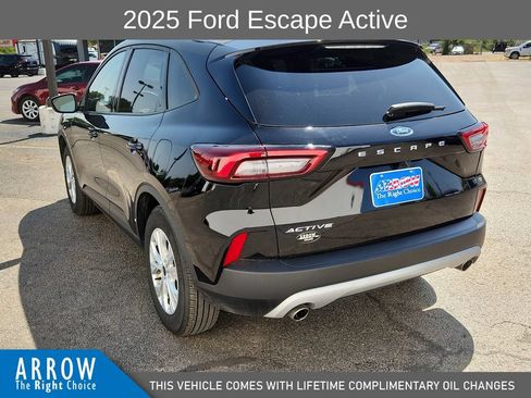 Used 2025 Ford Escape Active FWD image 9