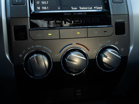 Used 2016 Toyota Tundra SR5 image 33