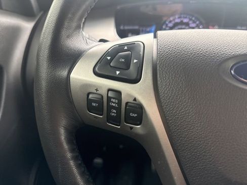 Used 2018 Ford Taurus SHO w/ Driver Assist Package AWD/4WD image 14