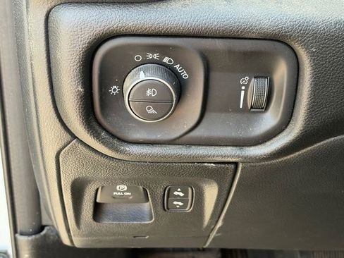 Used 2025 RAM 1500 Lone Star AWD/4WD image 16