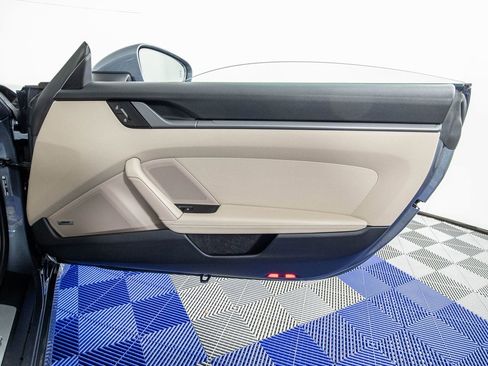 Used 2025 Porsche 911 Carrera image 15