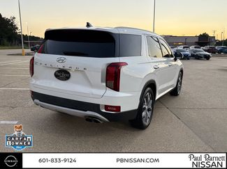 Used 2022 Hyundai Palisade SEL w/ Premium Package FWD video 4