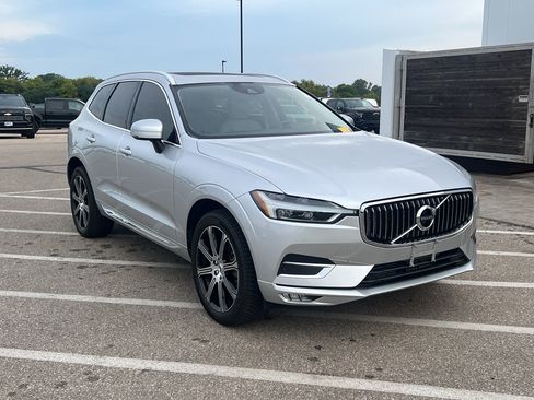 Used 2021 Volvo XC60 T5 Inscription AWD/4WD image 8