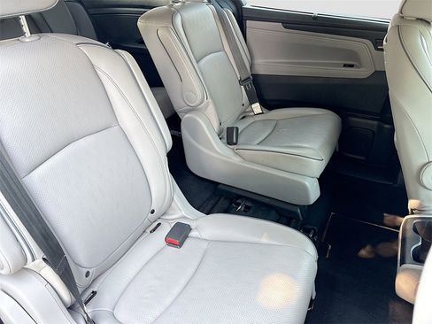Used 2023 Honda Odyssey Elite image 30