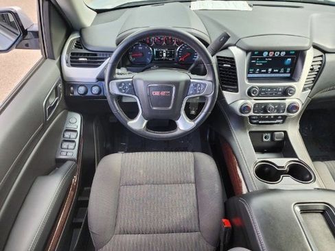 Used 2020 GMC Yukon SLE w/ SLE Value Package AWD/4WD image 29