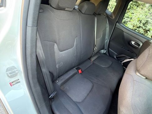 Used 2017 Jeep Renegade Sport w/ Power & Air Group FWD image 15