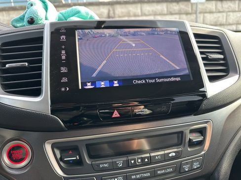 Used 2017 Honda Pilot EX-L image 11