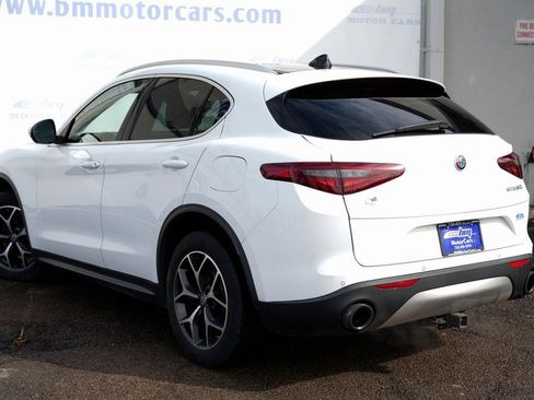 Used 2019 Alfa Romeo Stelvio Ti image 4