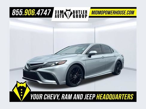 Used 2022 Toyota Camry XSE AWD/4WD image 1