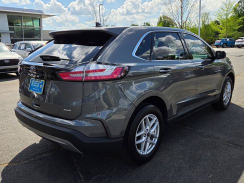 Used 2024 Ford Edge SEL AWD/4WD image 6