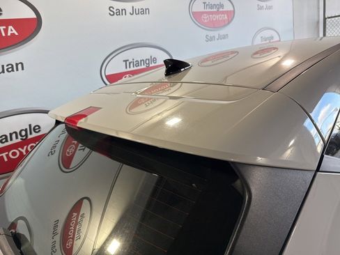 Used 2024 Hyundai Kona SE image 15