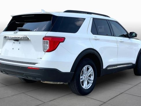 Used 2020 Ford Explorer XLT w/ Comfort Package AWD/4WD image 13