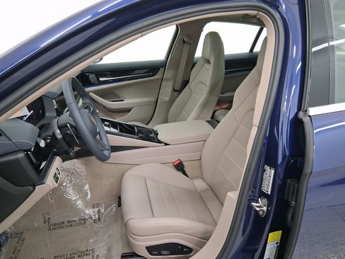 New 2026 Porsche Panamera image 5