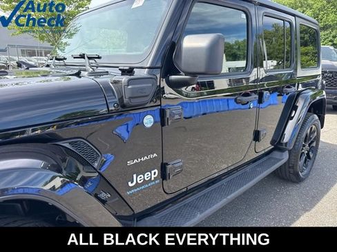 Used 2023 Jeep Wrangler Unlimited Sahara w/ Cold Weather Group AWD/4WD image 4