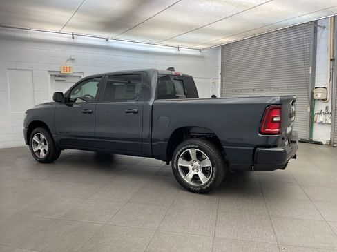 New 2026 RAM 1500 Express image 5