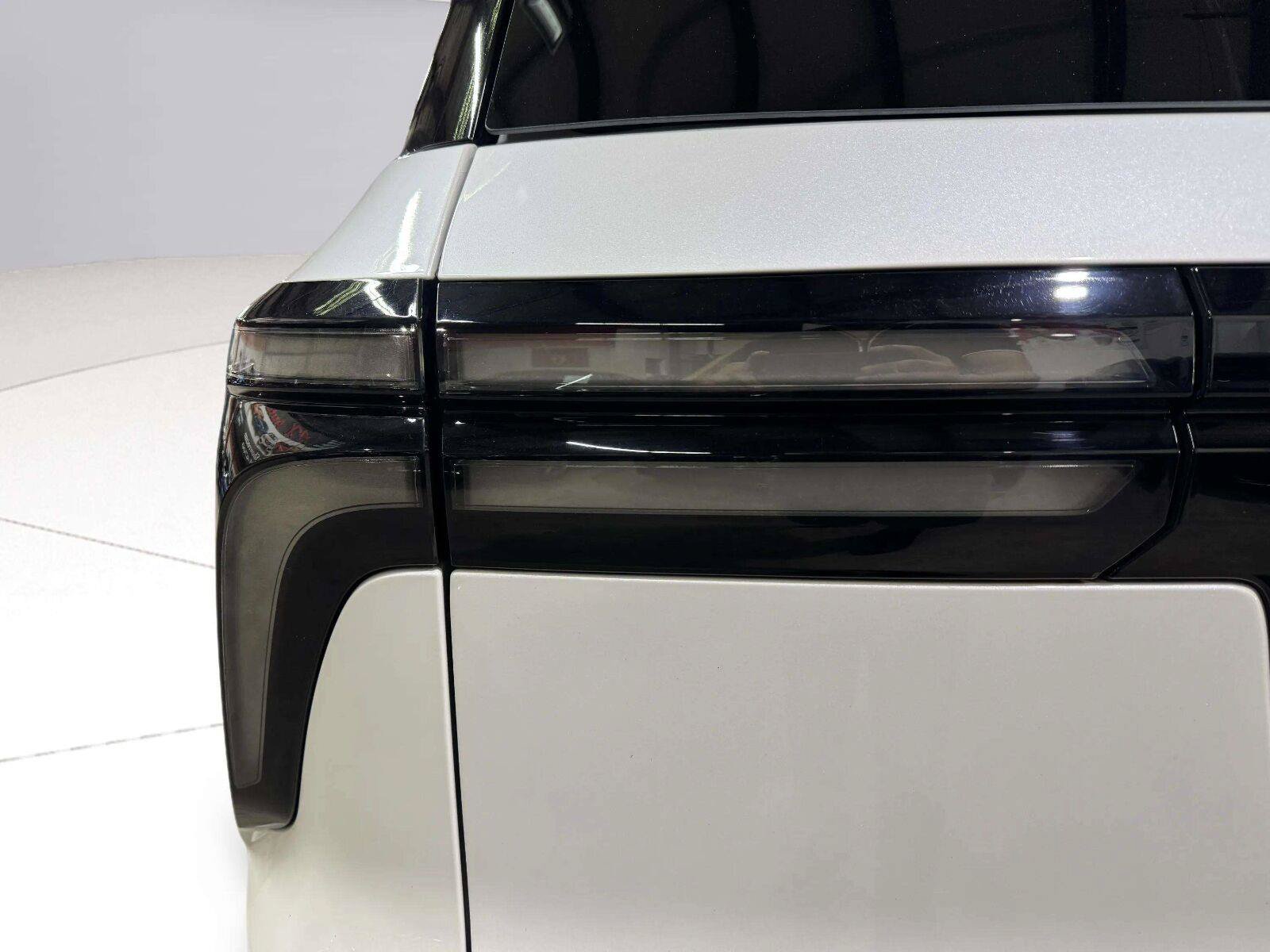Used 2024 Chevrolet Traverse RS AWD/4WD image 14