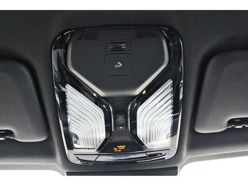 Used 2025 BMW X5 sDrive40i w/ Parking Assistance Package RWD image 26