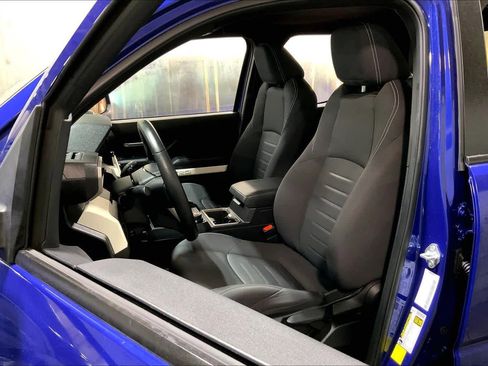 Used 2024 Toyota Tacoma TRD Off-Road image 7