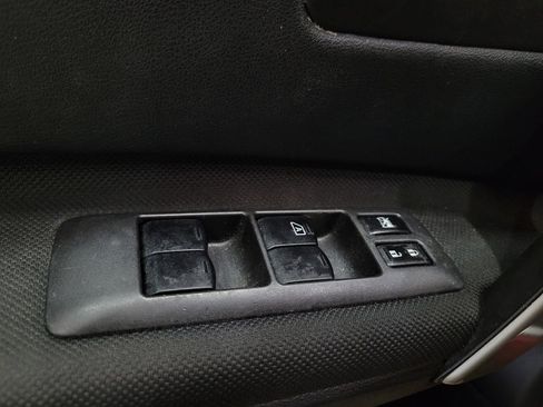 Used 2015 Nissan Rogue S w/ Convenience Package FWD image 27