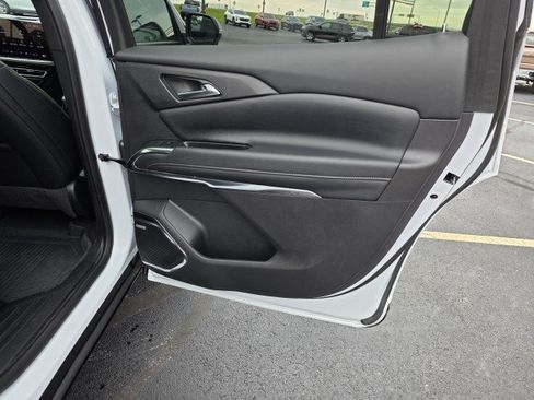 Used 2026 Chevrolet Traverse High Country w/ LPO, Floor Liner Package AWD/4WD image 26