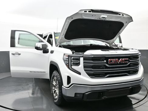 Used 2023 GMC Sierra 1500 SLT image 53