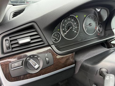 Used 2013 BMW 528i xDrive Sedan image 17