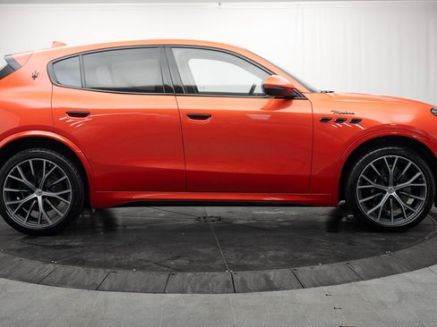 New 2026 Maserati Grecale Modena AWD/4WD image 2