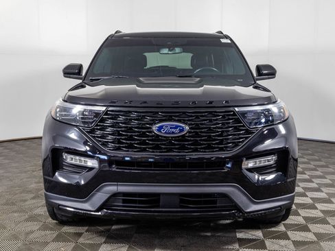 Used 2023 Ford Explorer ST-Line w/ Class IV Trailer Tow Package AWD/4WD image 13