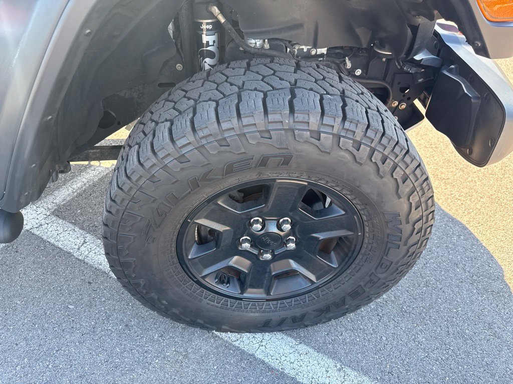 Used 2021 Jeep Gladiator Mojave AWD/4WD image 11