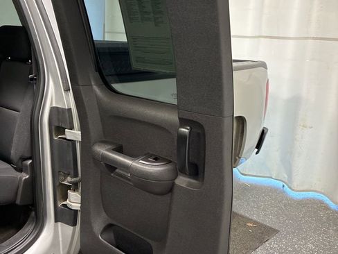 Used 2011 Chevrolet Silverado 1500 LT w/ All-Star Edition image 20