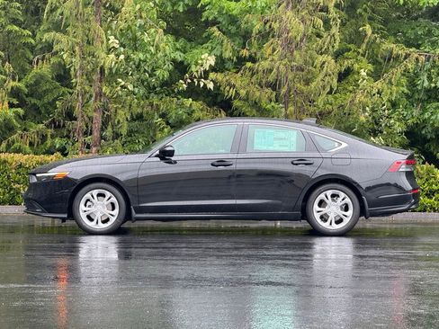 New 2026 Honda Accord LX image 3