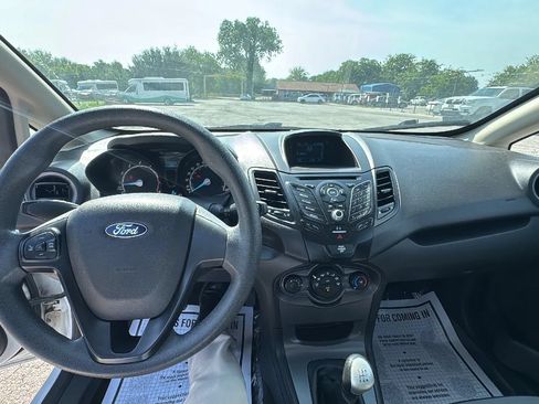 Used 2016 Ford Fiesta S FWD image 11