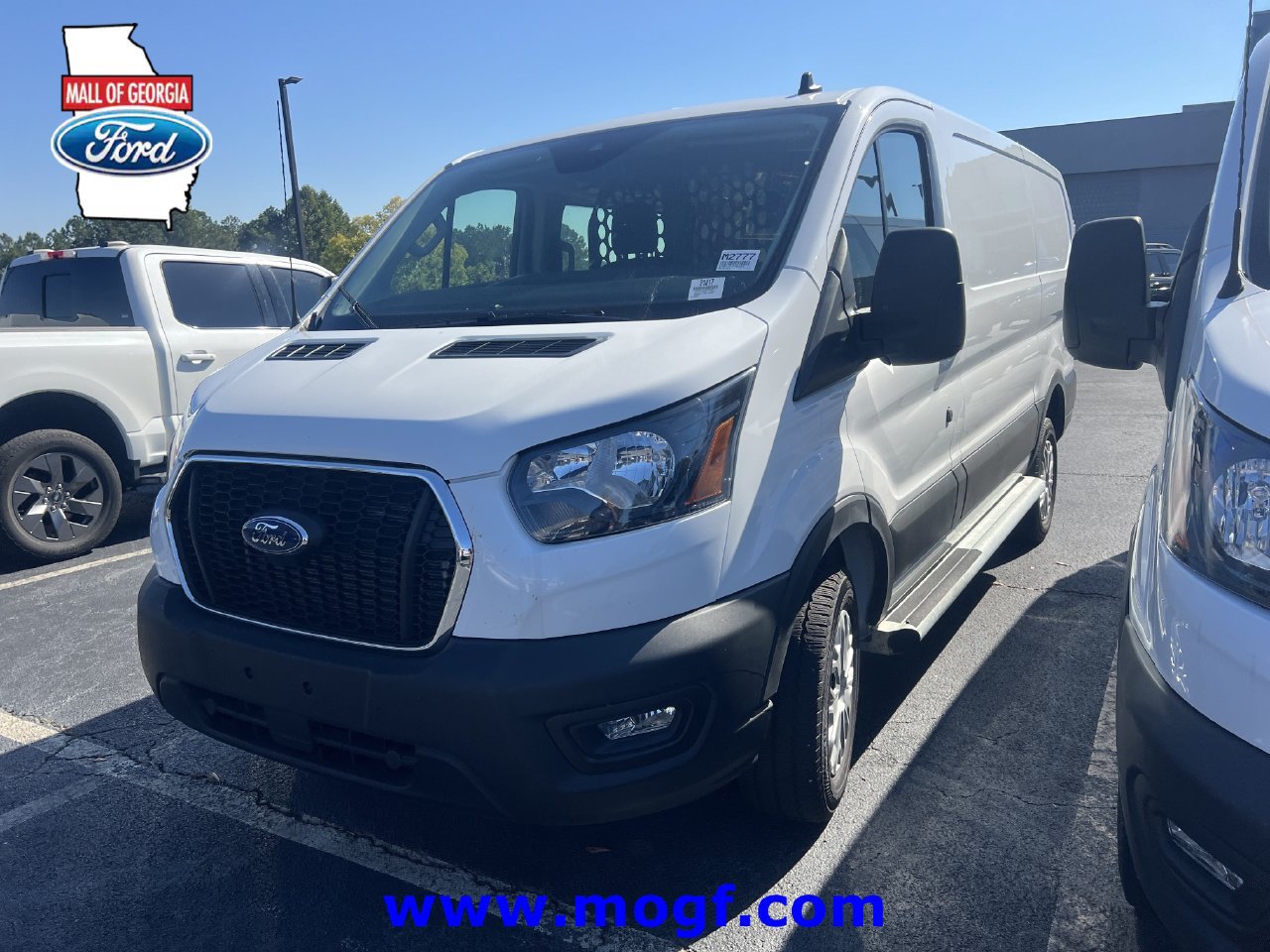 Used 2025 Ford Transit 250 Low Roof w/ Exterior Upgrade Package RWD image 1